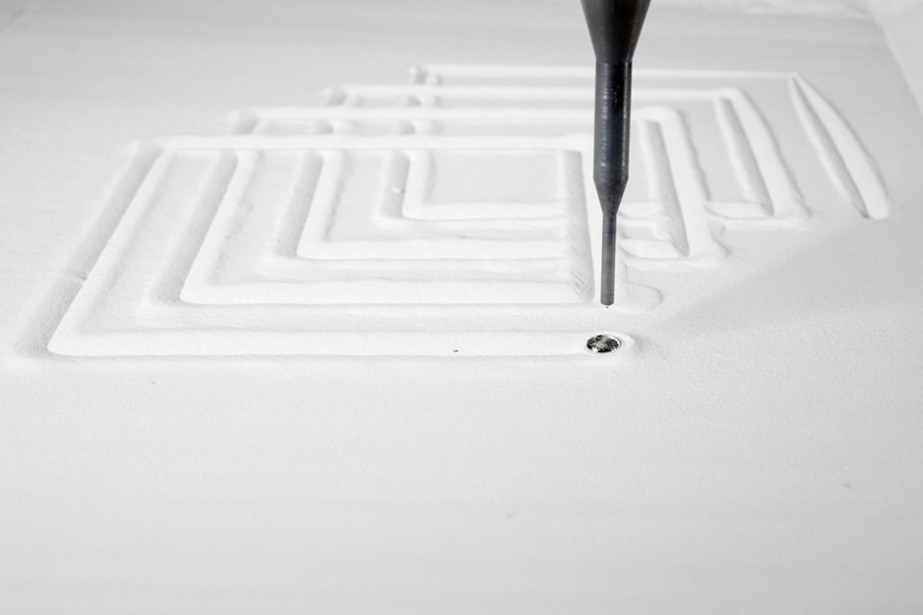 New 3D printer uses liquid metal to print furniture and other large objects