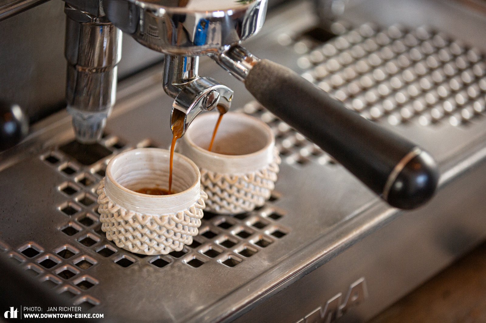 The laboratory: Additive ceramics – designer cups from the 3D printer
