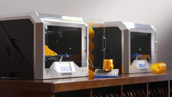 Dremel - 3D40-FLX-01 DigiLab 3D40 Flex 3D Printer with Filament, Flexible Build Plate, Fully Enclosed Housing, Automated 9-Point Leveling, PC & MAC OS, Chromebook, iPad Compatible, Network-Friendly - Image 5